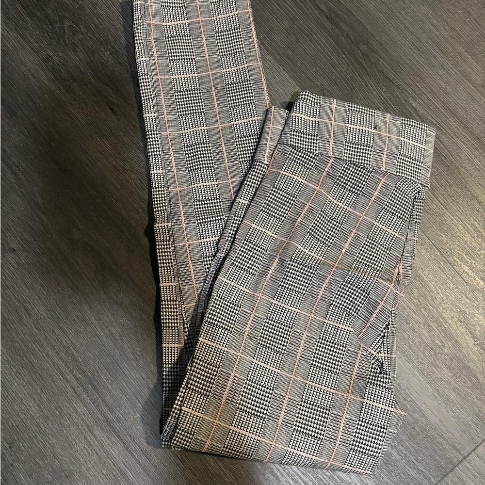 Medium woman’s dress pants